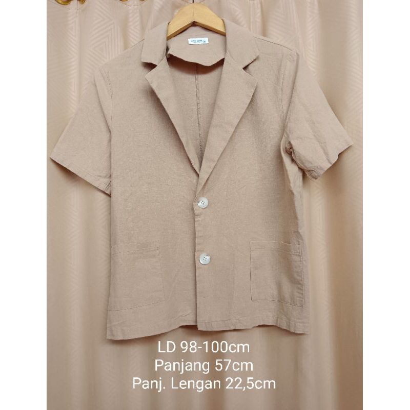 Preloved Blazer Semi Crop Coksu  Pastic Candy