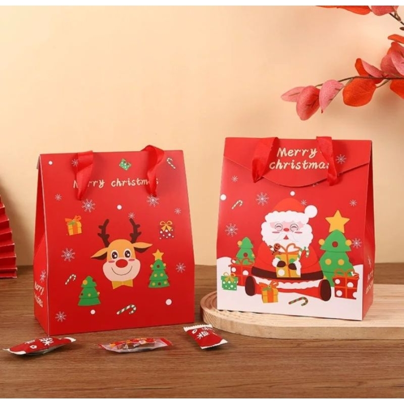 

Premium Box natal Exclusive box natal 2 jar 600ml box natal 2 jar 400ml box natal coklat box natal permen box natal cookies box kuker natal box kue kering natal dus hamper natal kotak kue natal parcel natal box christmas kue paperbag natal