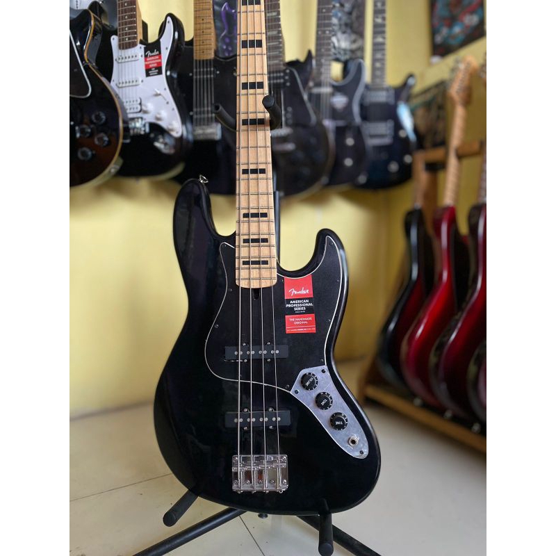 Bass Fender Jazz blacktop custom
