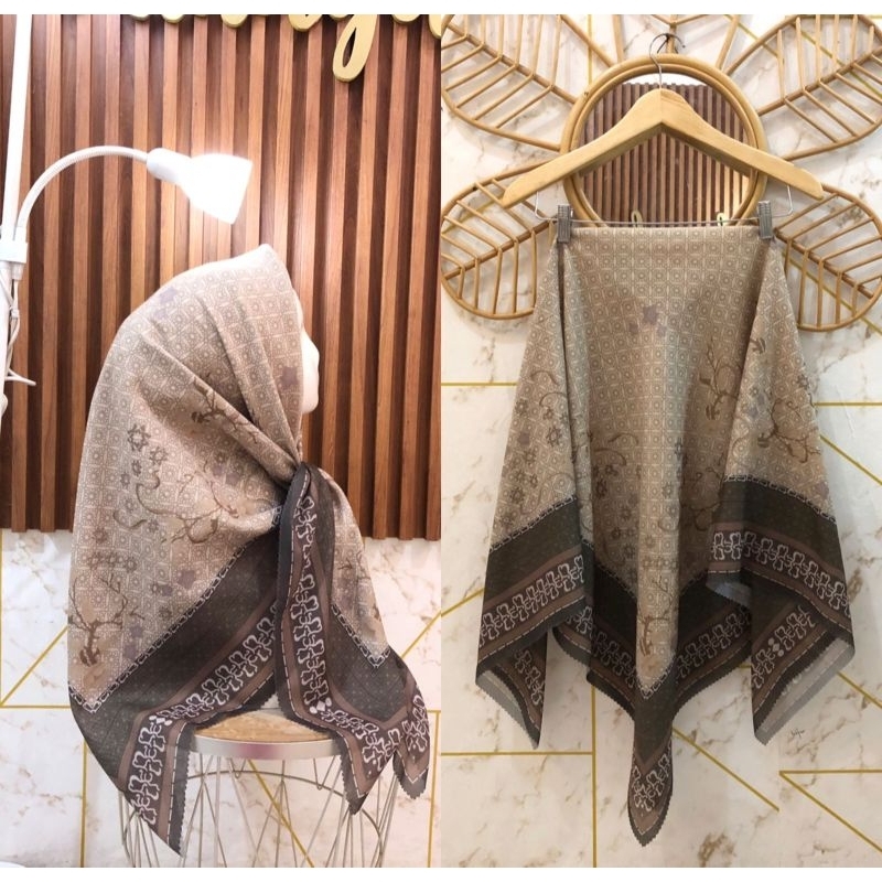 ( READY 3 VARIASI WARNA ) HIJAB SEGI EMPAT VOAL MOTIF PREMIUM KODE R62 |SEGI EMPAT MOTIF TEPI LASERC