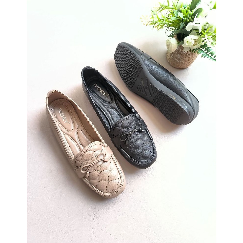 Top Produk IVORY Sepatu Wanita Flat Kerja Ukuran Besar Size 41 42 43 44 Loafer B872362