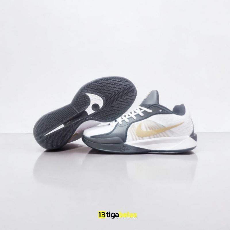 SEPATU NIKE SABRINA 2 Gold Quest
