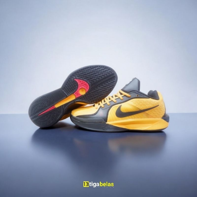 SEPATU NIKE SABRINA 2 Bruce Lee