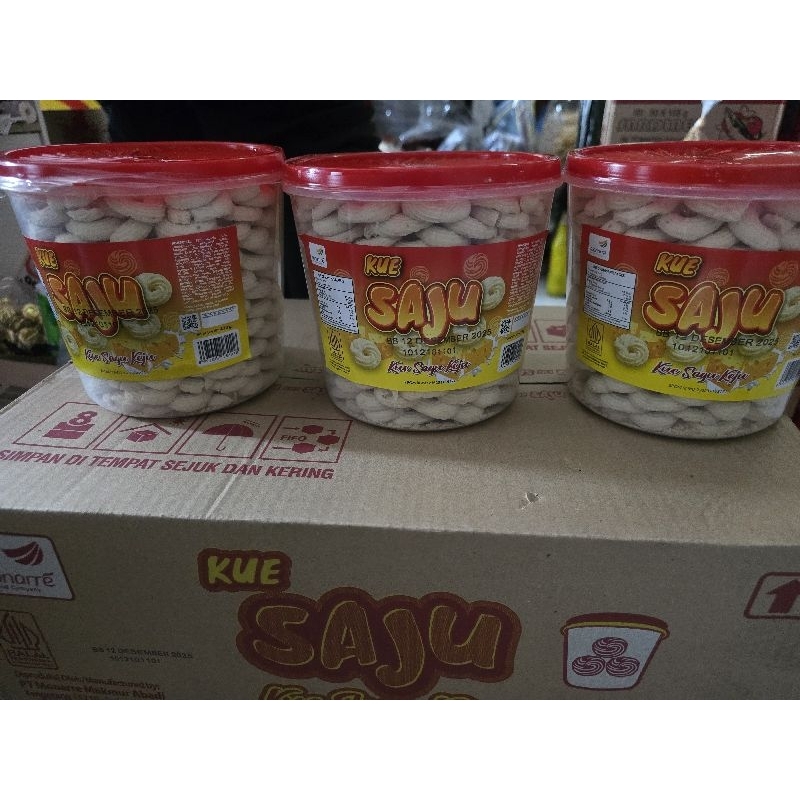 

kue saju kue sagu toples