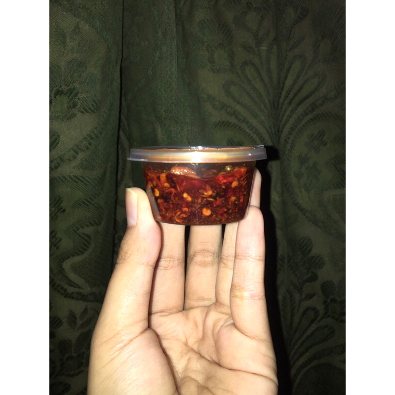 

CHILI OIL UK. 35 ML