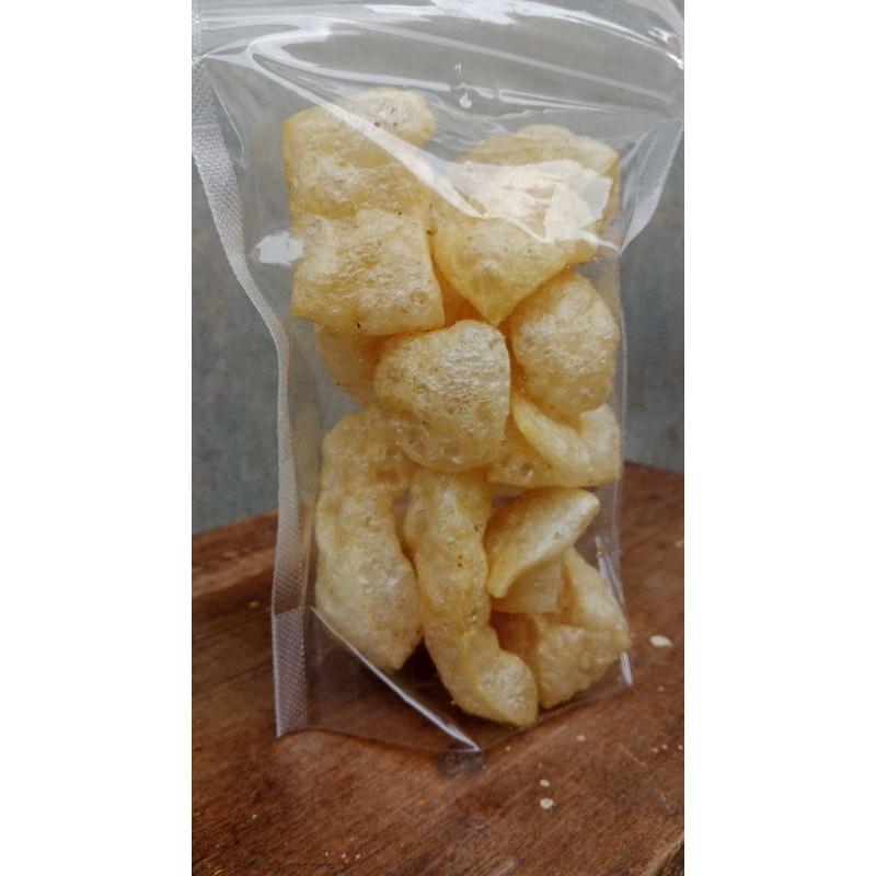 

crispig kerupuk kulit babi cemilan keripik b2 kemasan 40gr