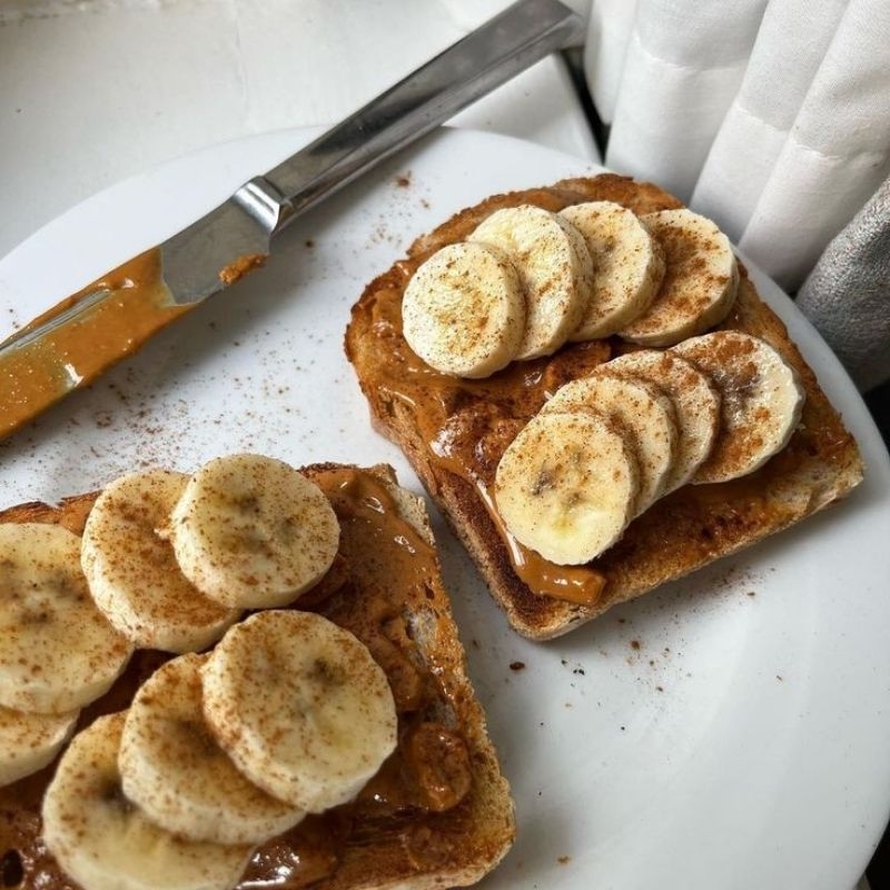 

BANANA TOAST LUVVEN