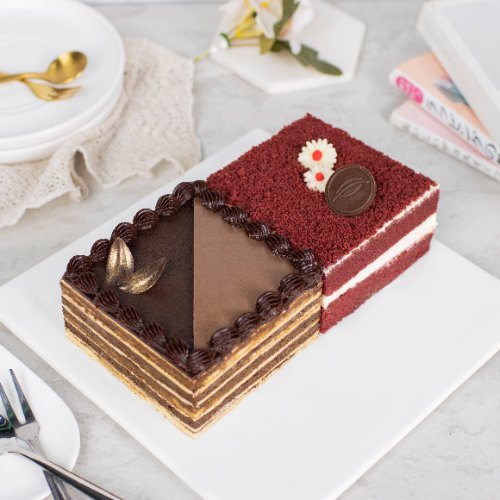 

DAPUR COKELAT - Two in Loaf Red Velvet & Opera Cake 20x10 | Kue Ulang Tahun