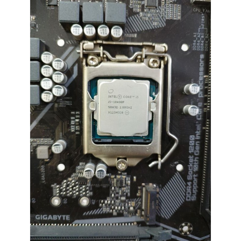 Gigabyte B460M DS3H + Intel Core i5-10400F