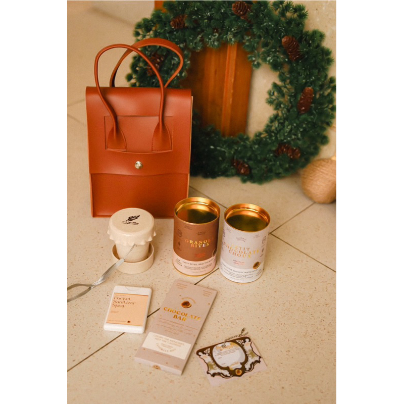 

CAMBRIDGE - Hampers Natal/Hampers Christmas/Hampers New Year/Souvenir Christmas/Kado Tas Christmas/Hampers Tas Natal/Hadiah Tas Natal