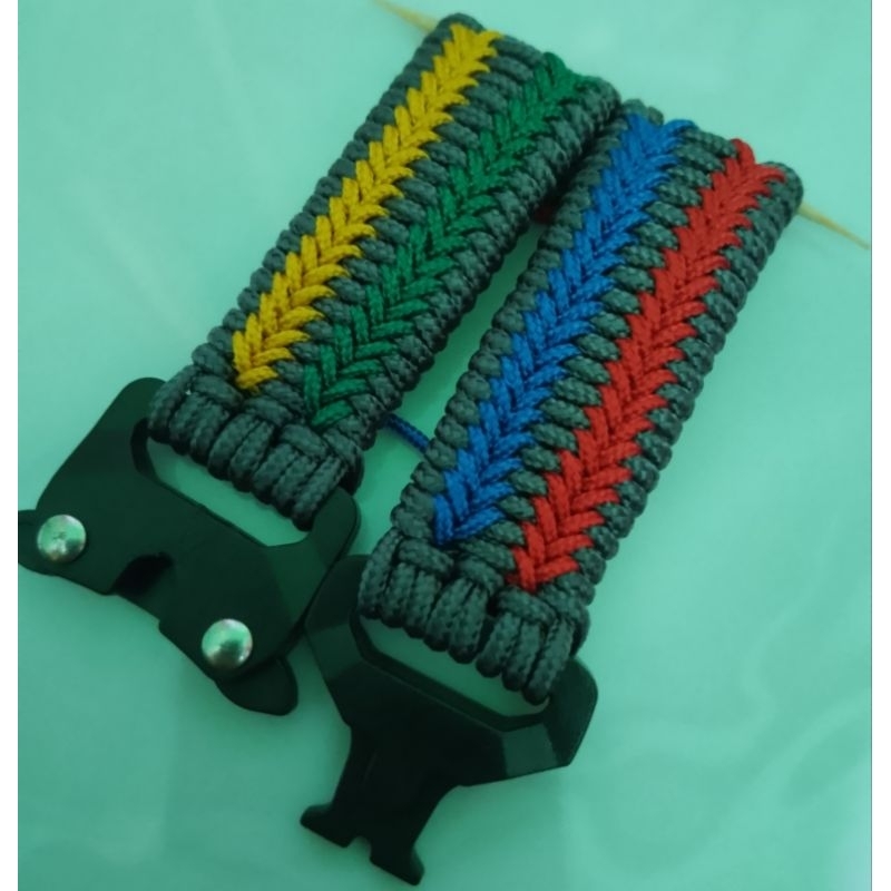 Custom Tali Jam Paracord w/ cobra buckle