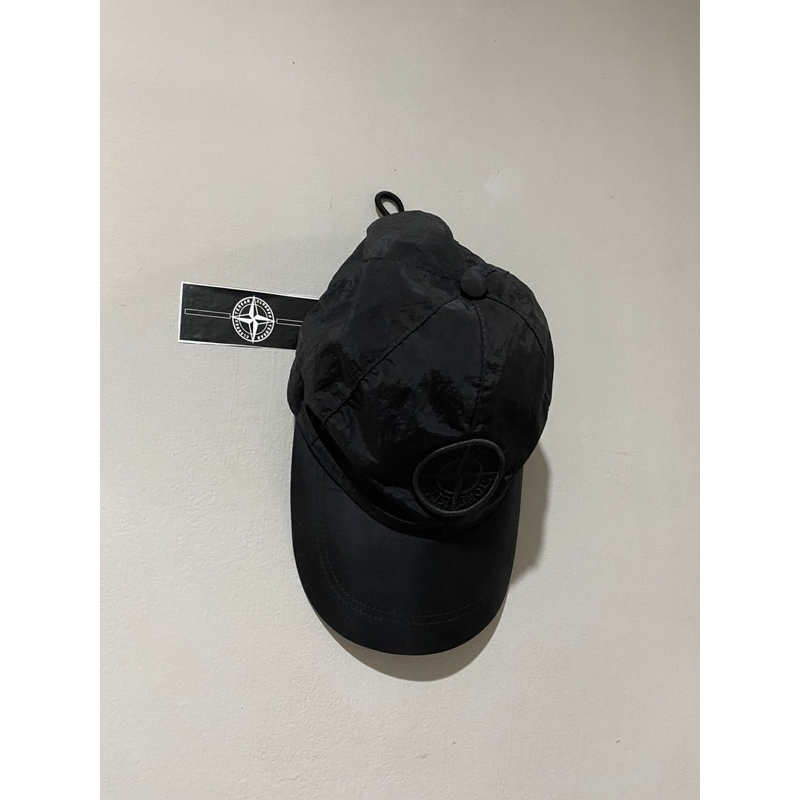 topi stone island