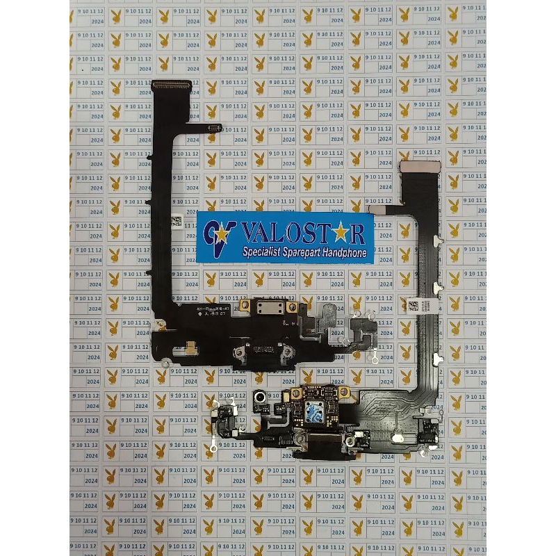 FLEKSIBEL CAS USB CHARGER IPHONE 11 PRO MAX ORINEW