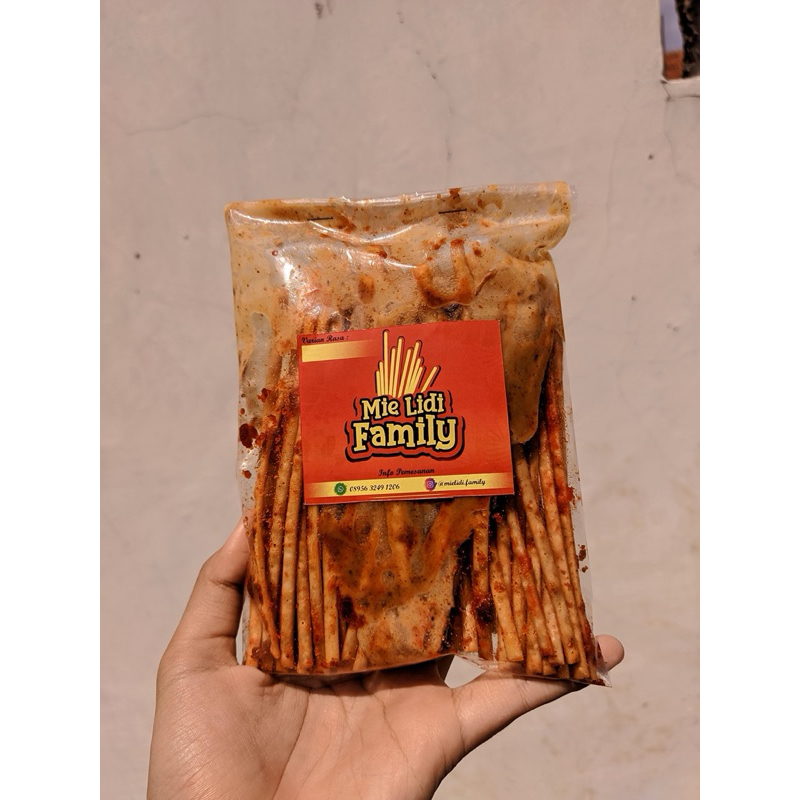 

(Kemasan Plastik) MIE LIDI FAMILY/ Jajanan Biting Renyah Gurih /Pedas/Balado/Manis