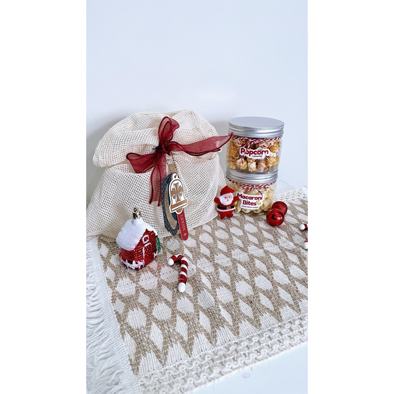 

Christmas Hampers 2024 - Joy Package