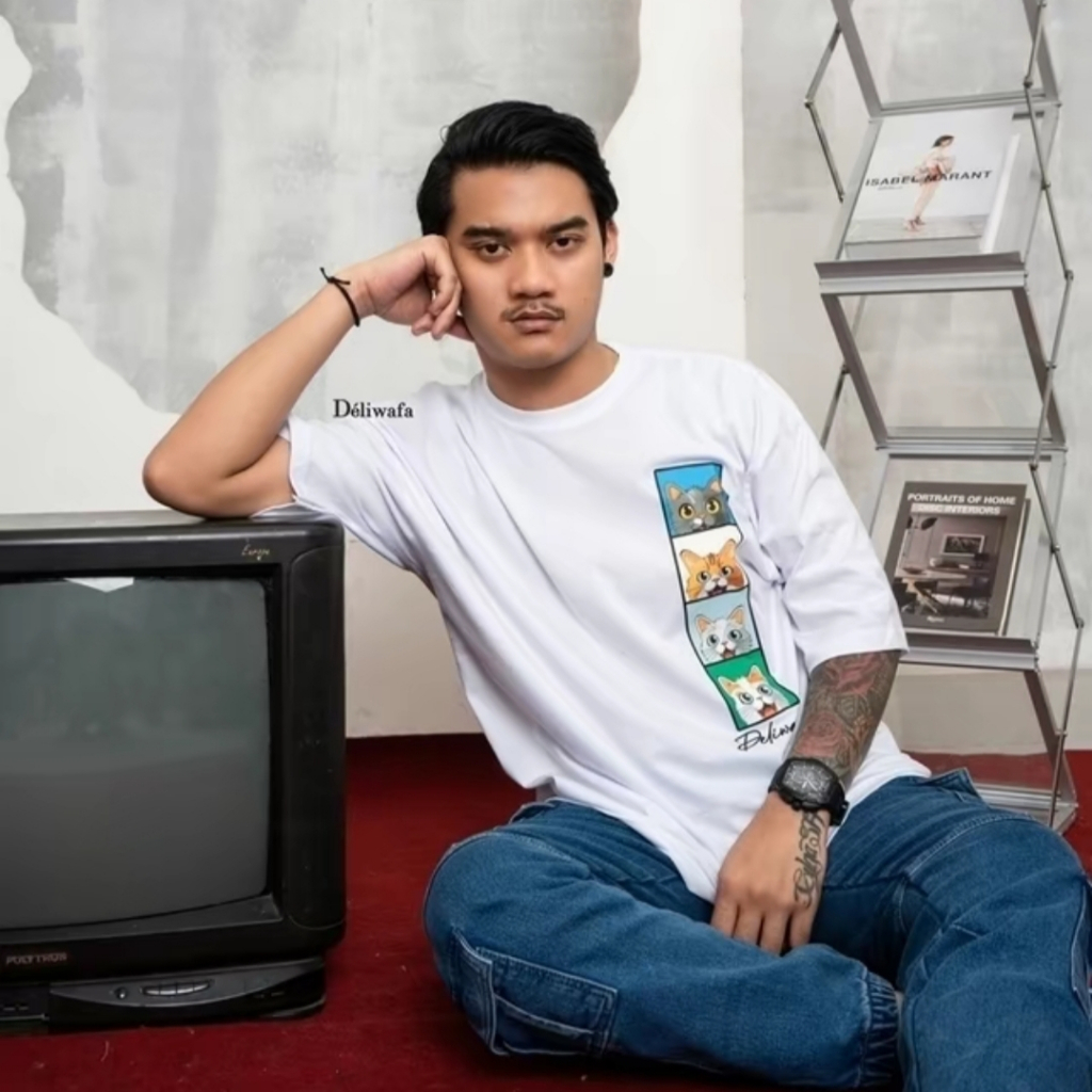 Kaos T-shirt Autentic Deliwafa Kucing Bigsize Kaos Regular Deliwafa Pria Wanita Oversize