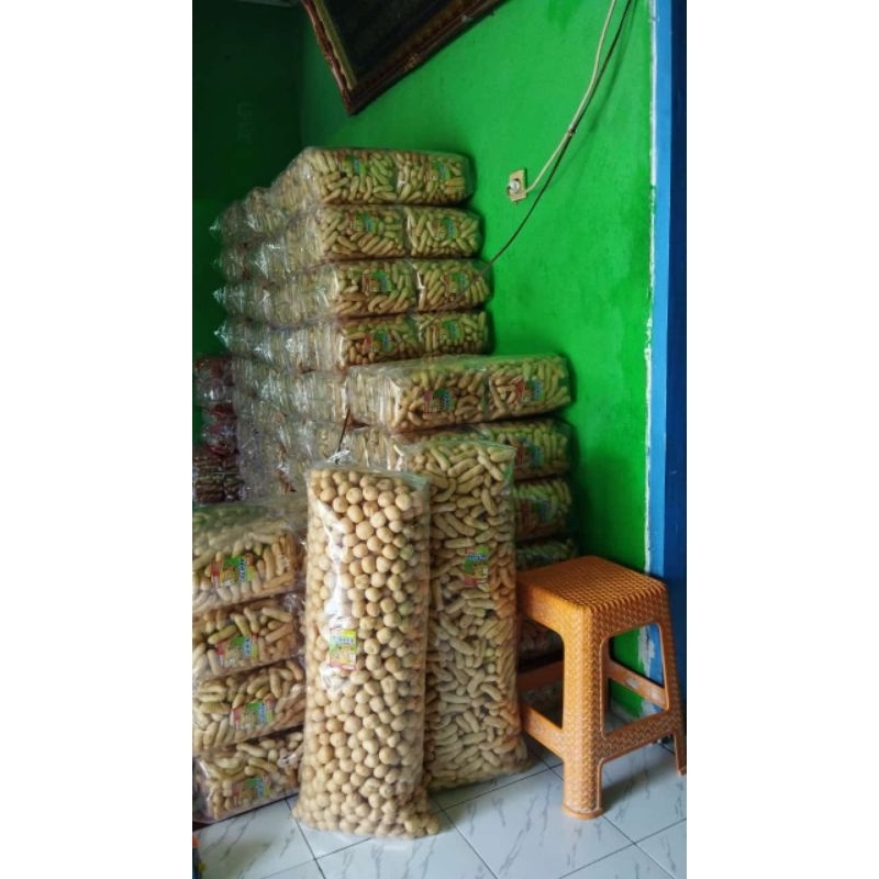 

Krupuk Ikan Tengiri Terlaris khas Jawa Timur 1kg gurih bisa cod
