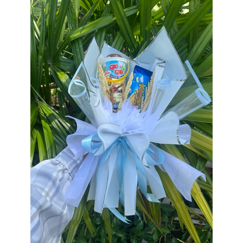 BUKET BUNGA  BUKET MAKANAN BUKET WISUDA