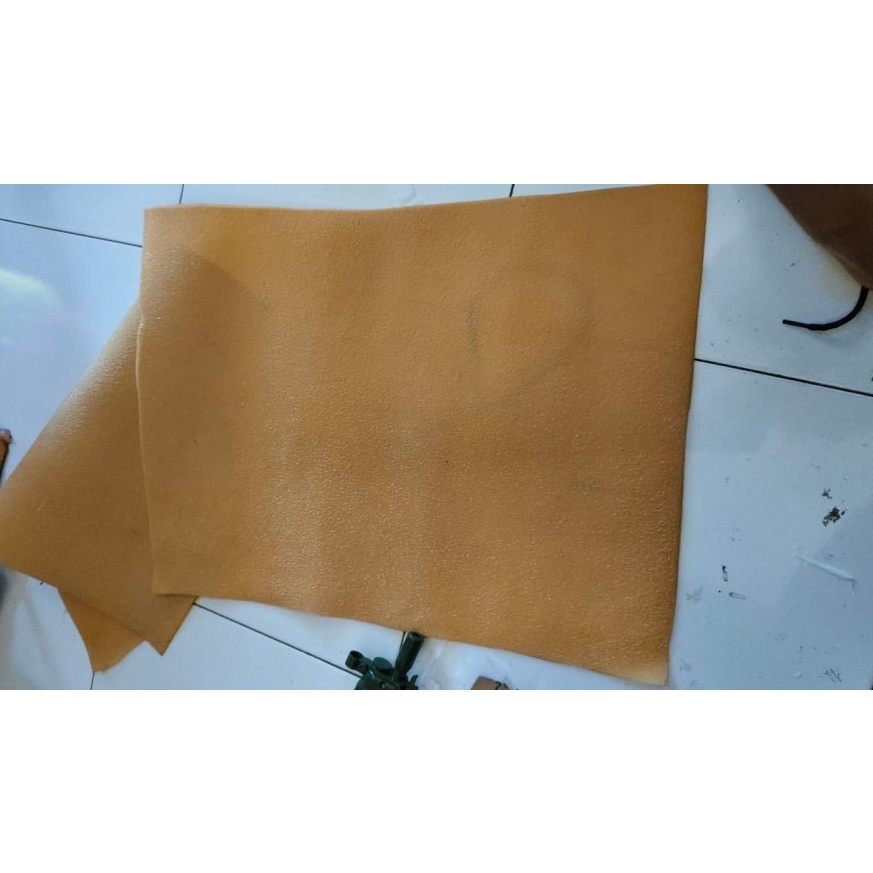 KODE E86I Krep Sol Mentah Karet mentah Lembaran Crep Sole Rubber Crep Sol ukuran 44cm55 cm pentil te