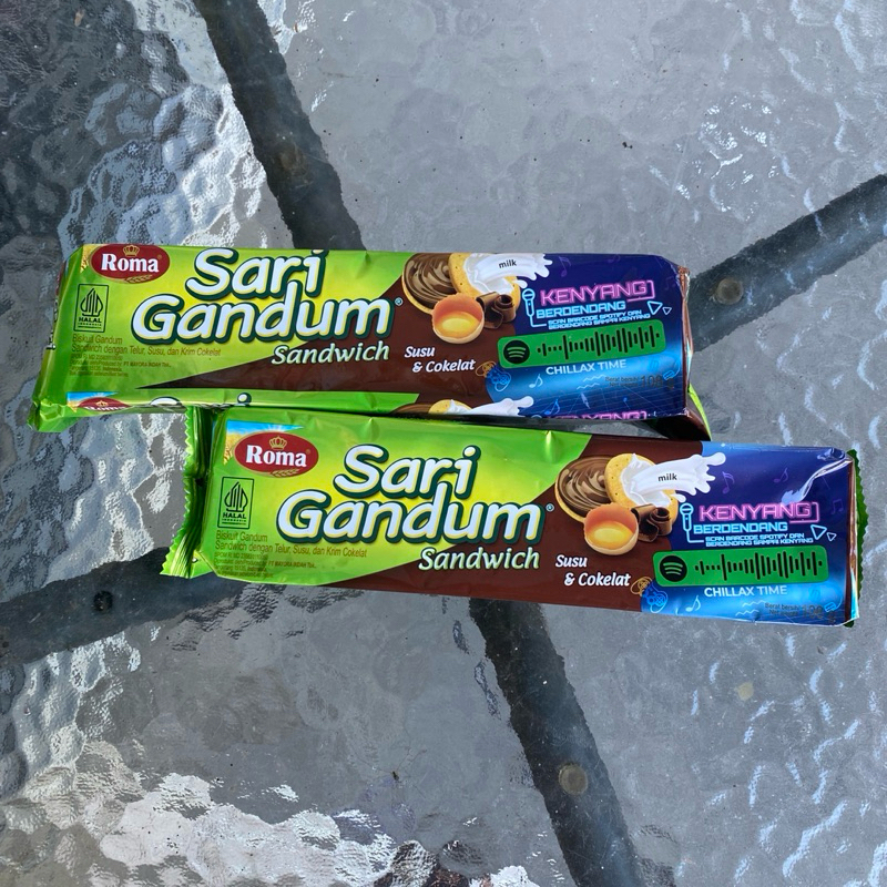 

Roma Sari Gandum Sandwich Susu & Cokelat Kemasan 108 gram