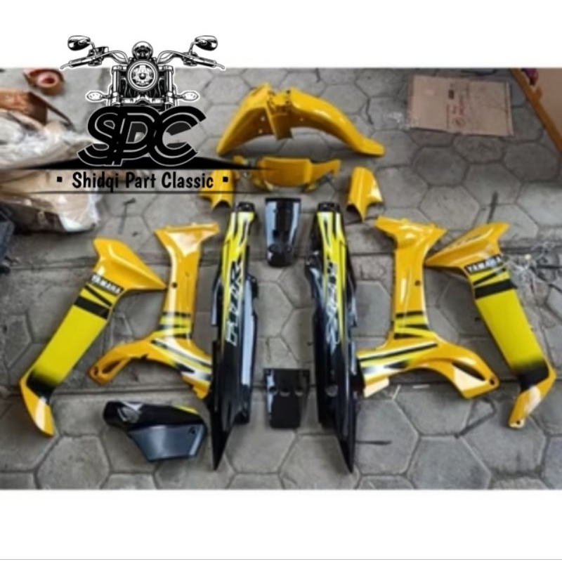 Paket Body Full Set Yamaha Vega R Lama Old Stiker Striping Fiz R Warna Hitam Kombinasi Kuning Glossy