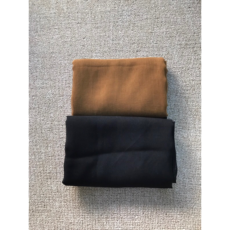 (Preloved) Hijab Segi Empat