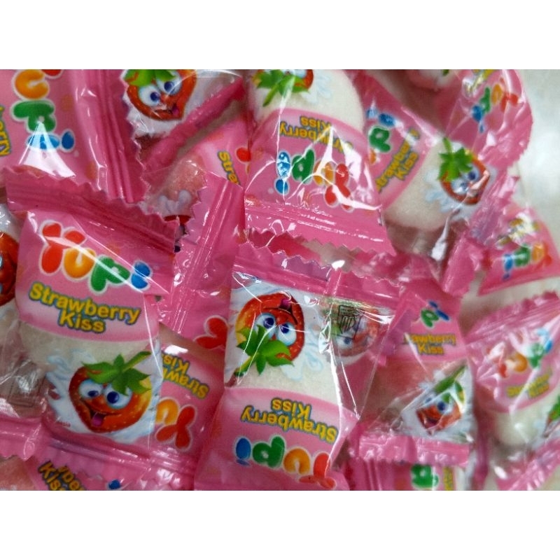 

Permen Yupi Strawberry Kiss