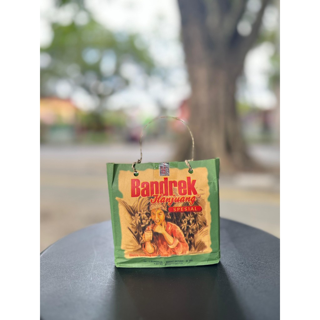 

Bandrek Hanjuang Spesial 25g Isi 5 bungkus | Minuman Instan | Minuman Rempah