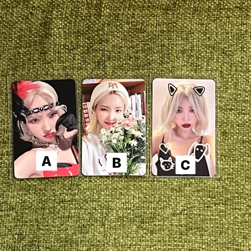 Photocard (PC) Official Jeon Soyeon (G)I-DLE GIDLE IDLE Part 3