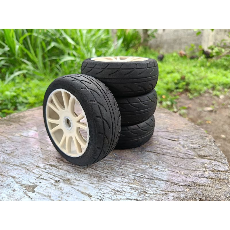velg dan ban onroad rc buggy 1/8