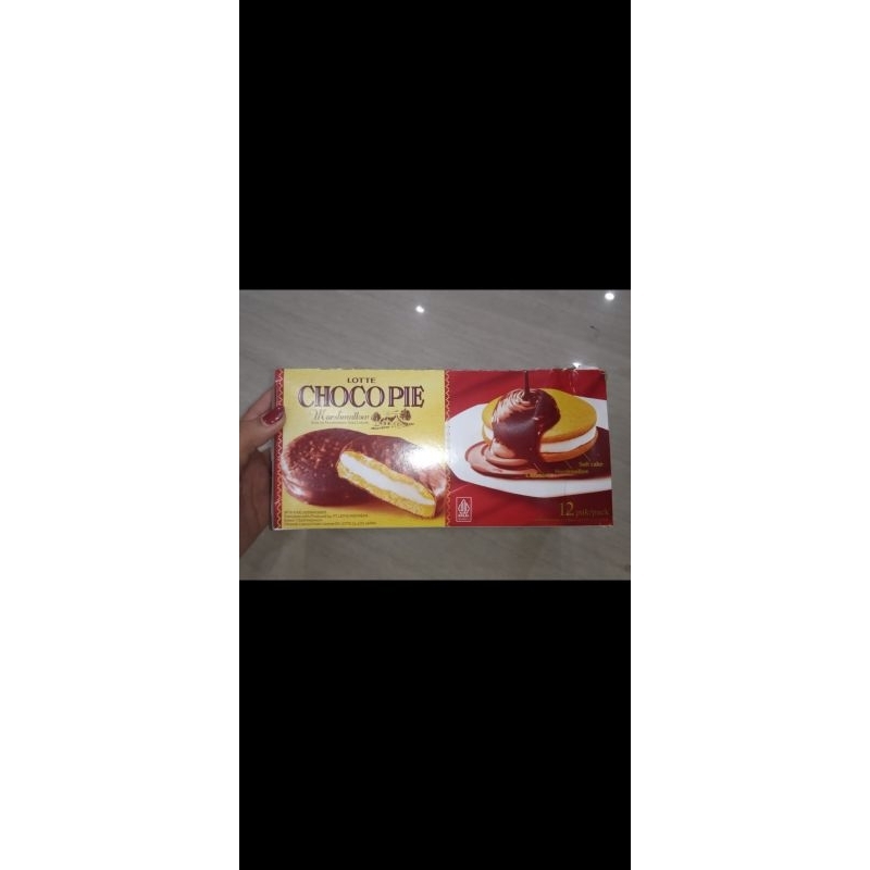 

CHOCHO PIE box isi 12pcs