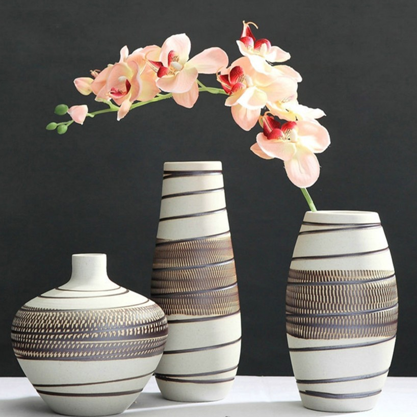 Pajangan Meja Guci Keramik / Modern Ceramic Vase 387