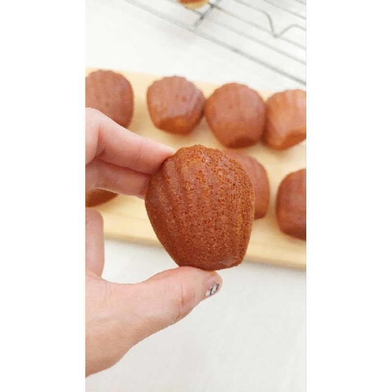 

Madeleines (PO per box isi 5 pcs)