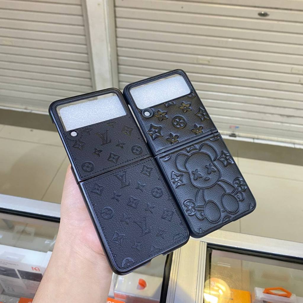 SAMSUNG Z FLIP 3/ Z FLIP 4 Hard case Black Motif Branded Beruang and Motif LV