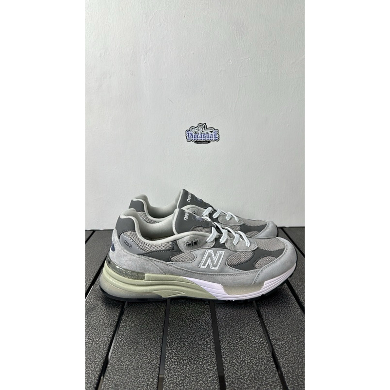 NEW BALANCE 992 LIGHT GREY USA