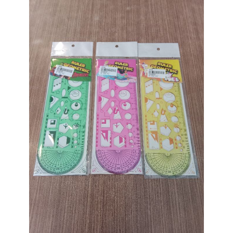 

Penggaris Geometric 1111 16 Cm