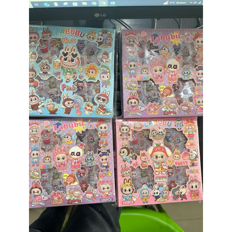 

Stiker labubu Rainbow Mix Campur Warna 1 Box isi 100 Lembar Stiker Aesthetic Korea Karakter Anak Cewek/cowok Waterproof termurah