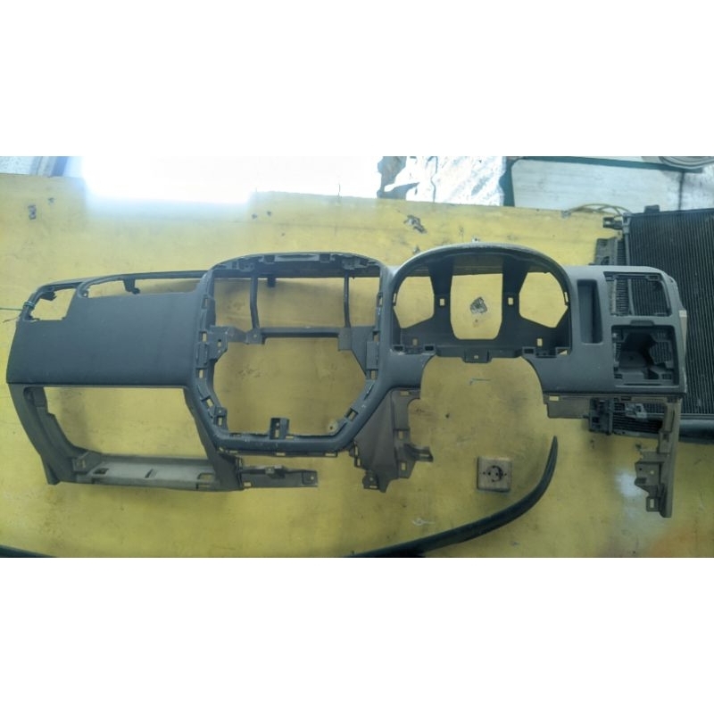 meja Dashboard mobil Daihatsu luxio original