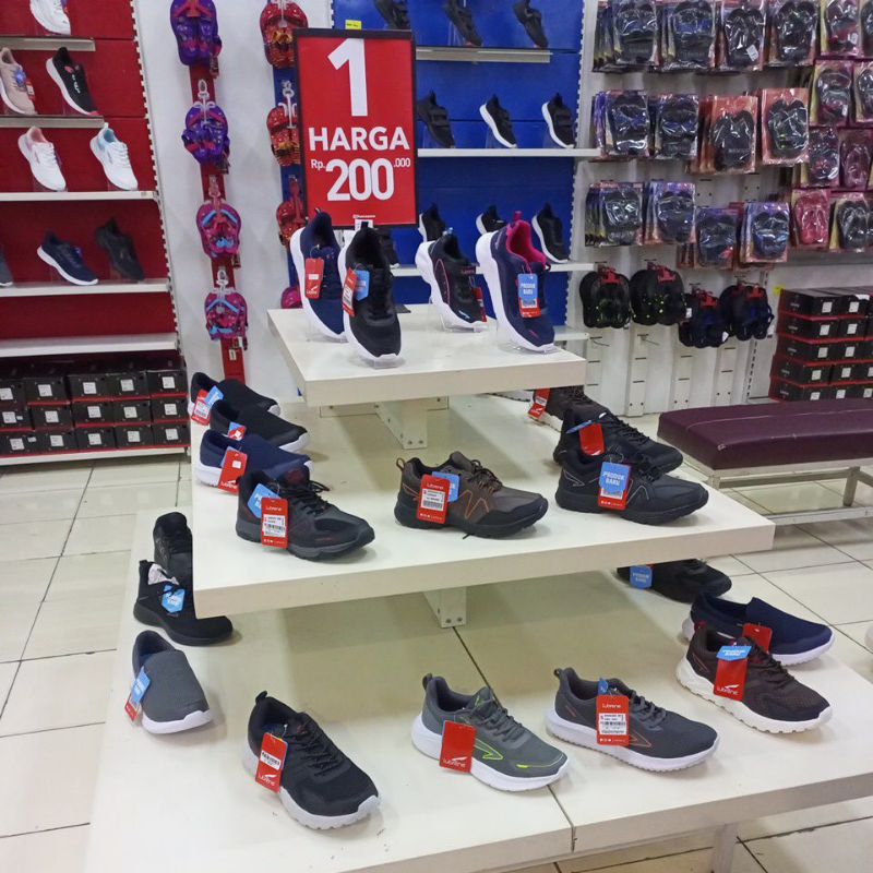 LUBRENE | Koleksi sepatu sporty