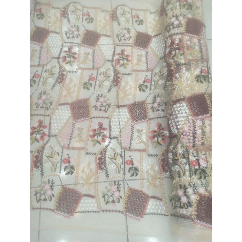 BAHAN-KEBAYA-KAIN-TILE-PANCA WARNA,-GAUN-DRES