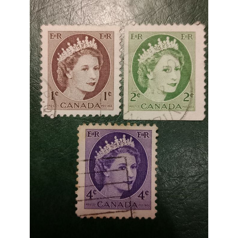 

Prangko Kanada 3 Pcs Elizabeth II Tahun 1954 USED