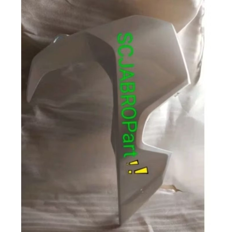 64501 K0W N00...COVER R FRONT SIDE ..NEW HONDA ADV 150..ORI AHM