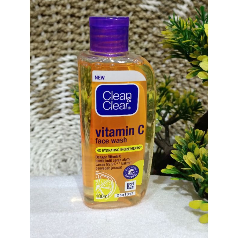clean &clear face wash/face was 50 ml/face wash 100 ml