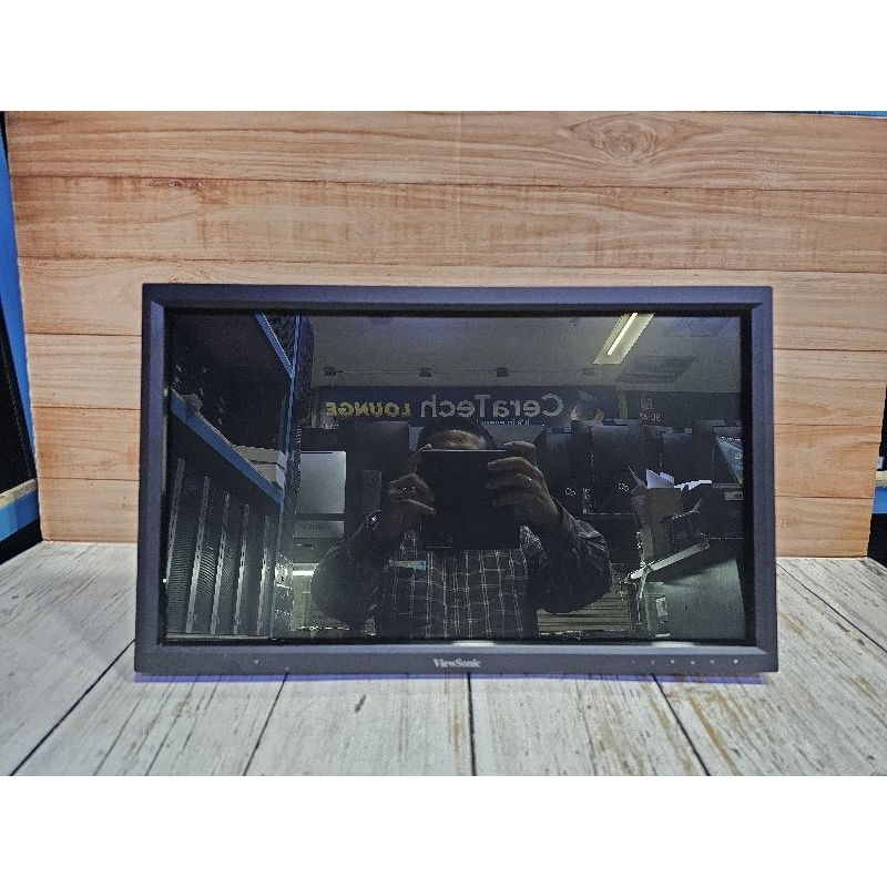 Monitor Viewsonic TD2223 22 inch Full hd Touch screen tanpa kaki