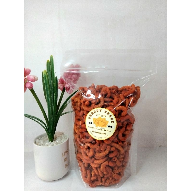 

MAKARONI PEDAS SIZE JUMBO