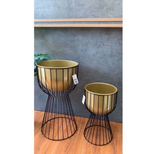 gold standing pot/standing pot/pot gold/pot mewah/pot elegan