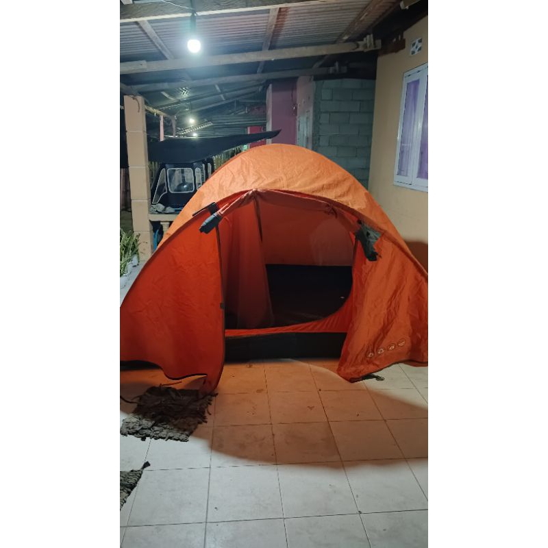Tenda Bekas Tendaki Borneo 4 untuk Camping - Kapasitas 4-5 Orang