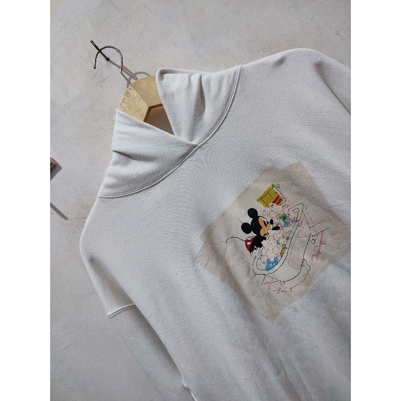 Hoodie Uniqlo UT x Disney Mickey Putih