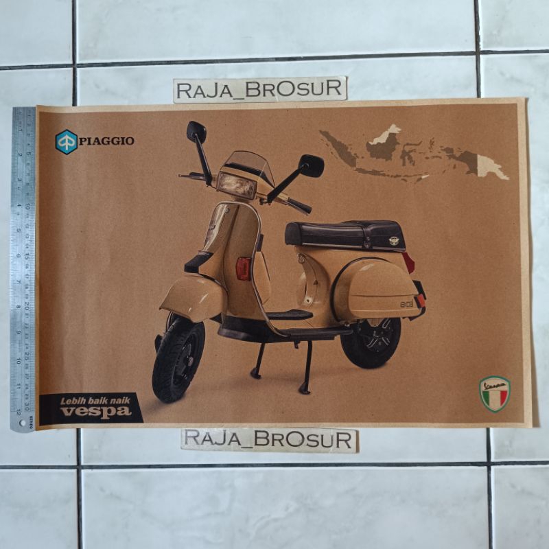 Poster brosur katalog iklan jumbo jadul lawas Piaggio Vespa Excel 2tak 2T 1992