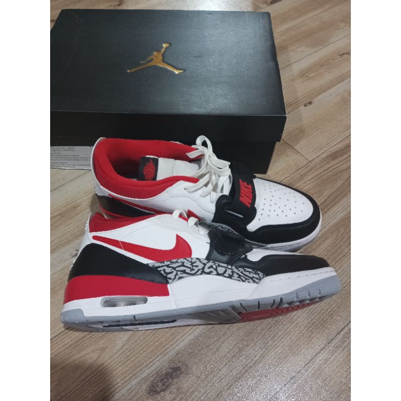 nike air jordan legacy 312 low black toe size 43 original bnib